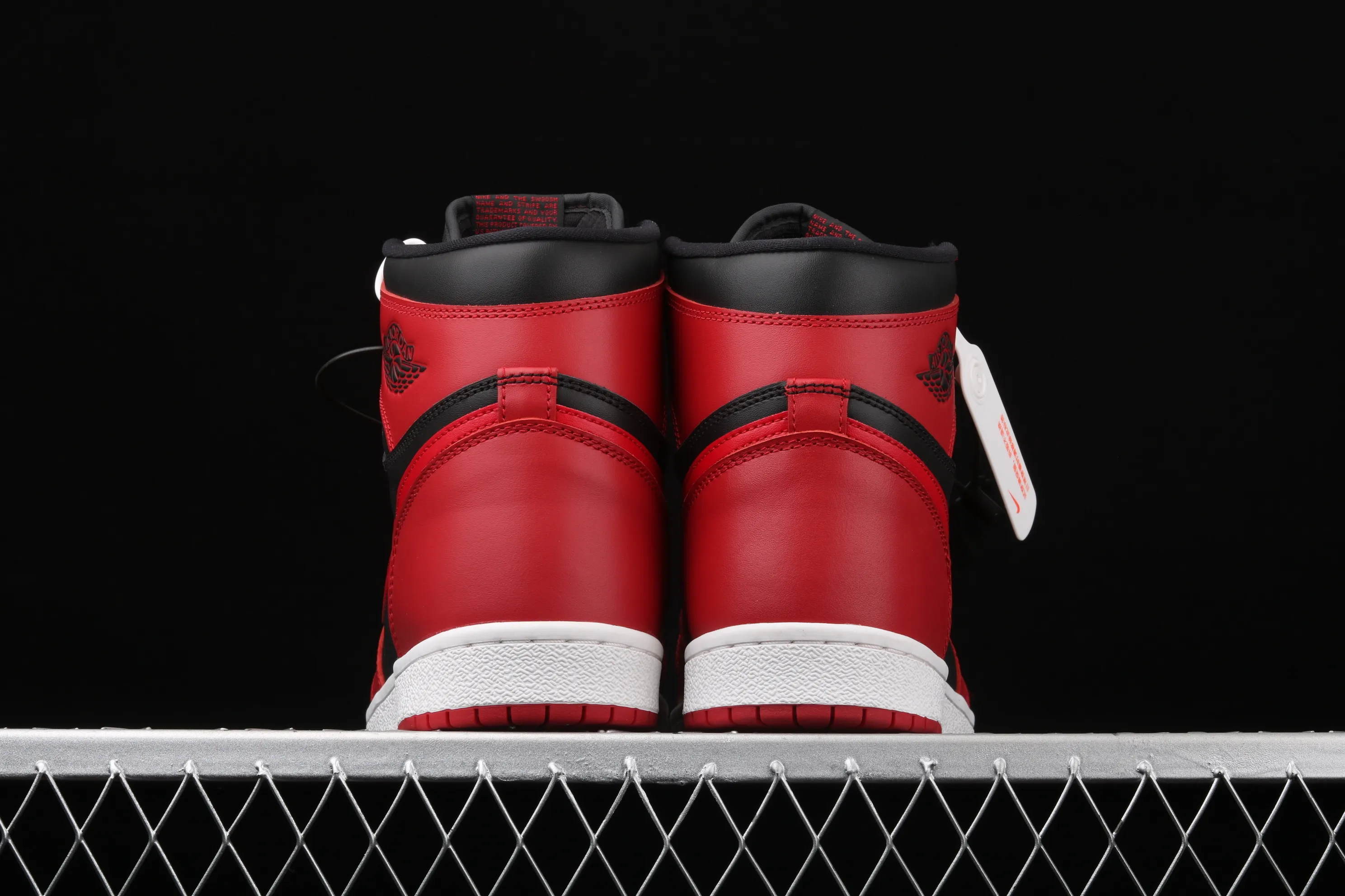 All Categories Air Jordan Jordan Series Basketball Shoes Air Jordan 1 High Pure Original Version Air Jordan 1 Hi 85 AJ1 Joe 1 Reversed Black and Red Forbidden High Basketball Shoes BQ4422-600